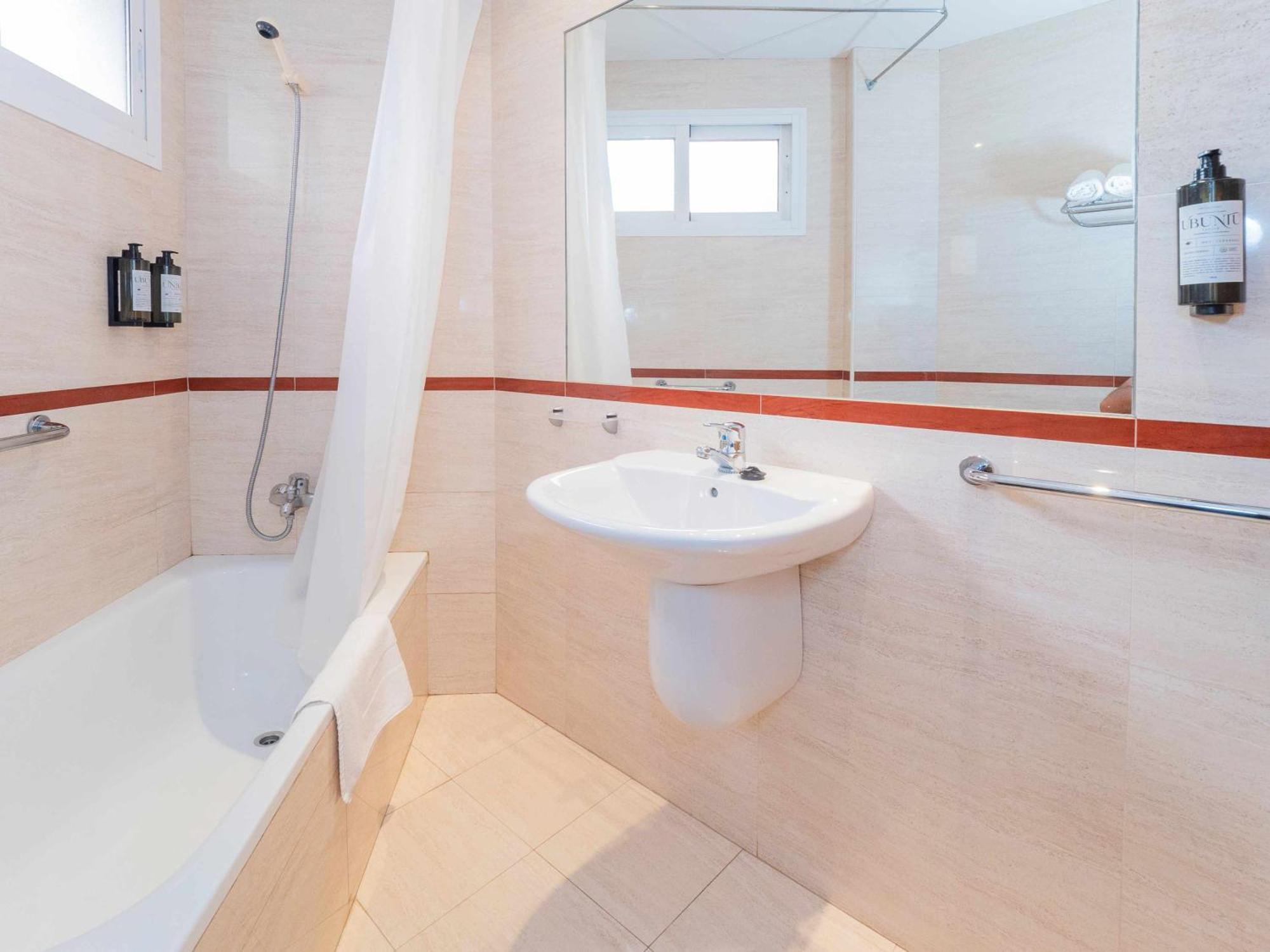 Nuevo Con Piscina Y Parking En La Playa Apartment Торе де Бенагалбон Екстериор снимка